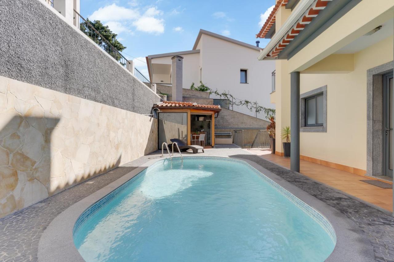 3B Villa Heated Pool Barbecue Games Room Funchal  Exterior photo